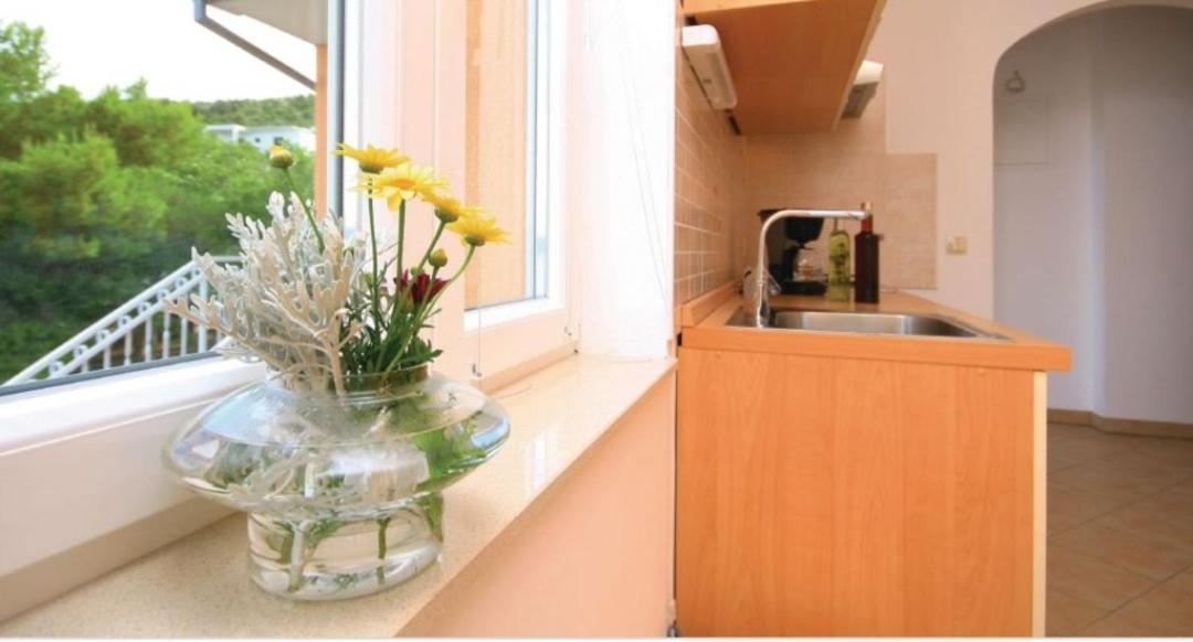 Apartment Petra Raslina Extérieur photo